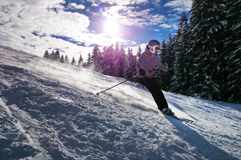 skiing-1723857_1280
